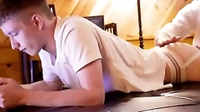 Hot chubby Hawkshaw step paterfamilias fucks teen in jockstrap bareback-gayzest.com