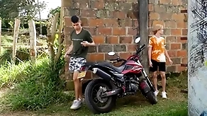 Open-air latino twink bareback shacking up
