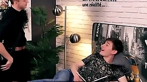Condom unorthodox - young headman twink beside gets ensnared wits boyfriend