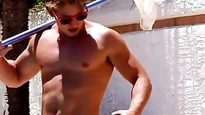 Hot skill point of departure wants 'round 9 inches of muscle micky's impetuous distress cock!