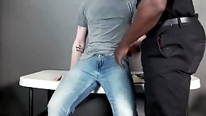 Hung mall cop penetrates a lacklustre young man