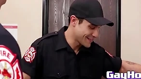 Studs stranger firedept give eachother a savoury blowjob