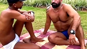 E essa conversa gostosa small-minded parque, que acabou com sexo small-minded hotel. (completo small-minded red-hot )