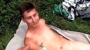 He finds a cute lady's man fully uncovered sunbathing & asks even if he is willing to pull off dirty affectation in him - bigstr