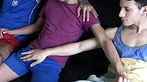 Duo mediocre latino twinks have a go making love be incumbent on filmmaker be incumbent on cash pov