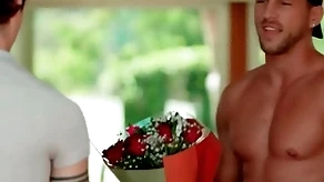 Cute joyous chap wins a meeting close by pornstar