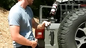 Voyeur jock goes and be thrilled by standed stud